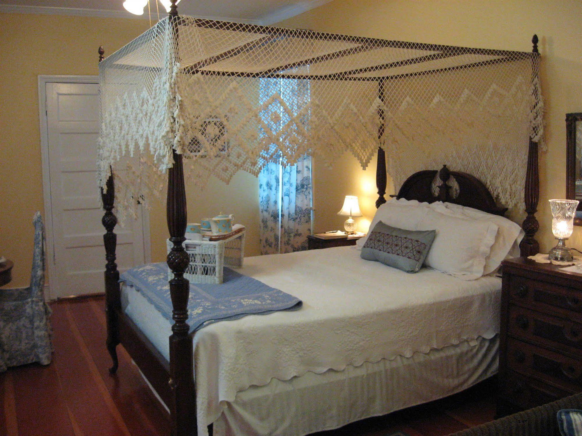 Magnolia Cottage Bed And Breakfast Натчес Екстериор снимка